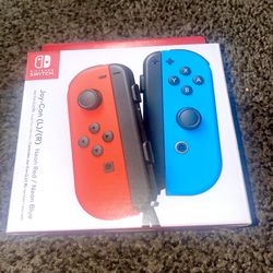 Straps included Nintendo switch Joy Cons New Sealed 