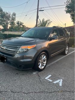2015 Ford Explorer