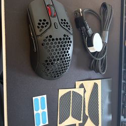 HyperX Pulsefire Haste Wireless Gaming Mouse - Ultra Light