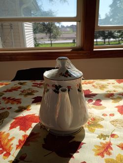 White Porcelain Teapot with Holly Berry Pattern