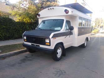 Shorties Skoolie Tiny home bus