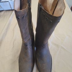 Boots!! Size 25.5 From Mex 