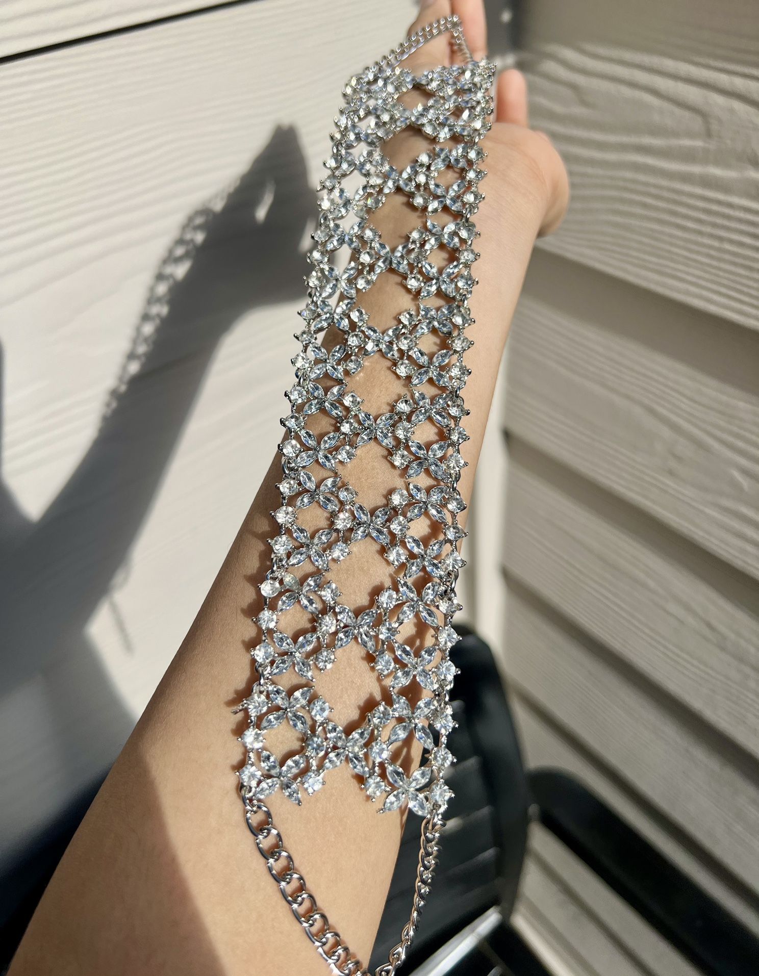 Silver color Chocker Necklace