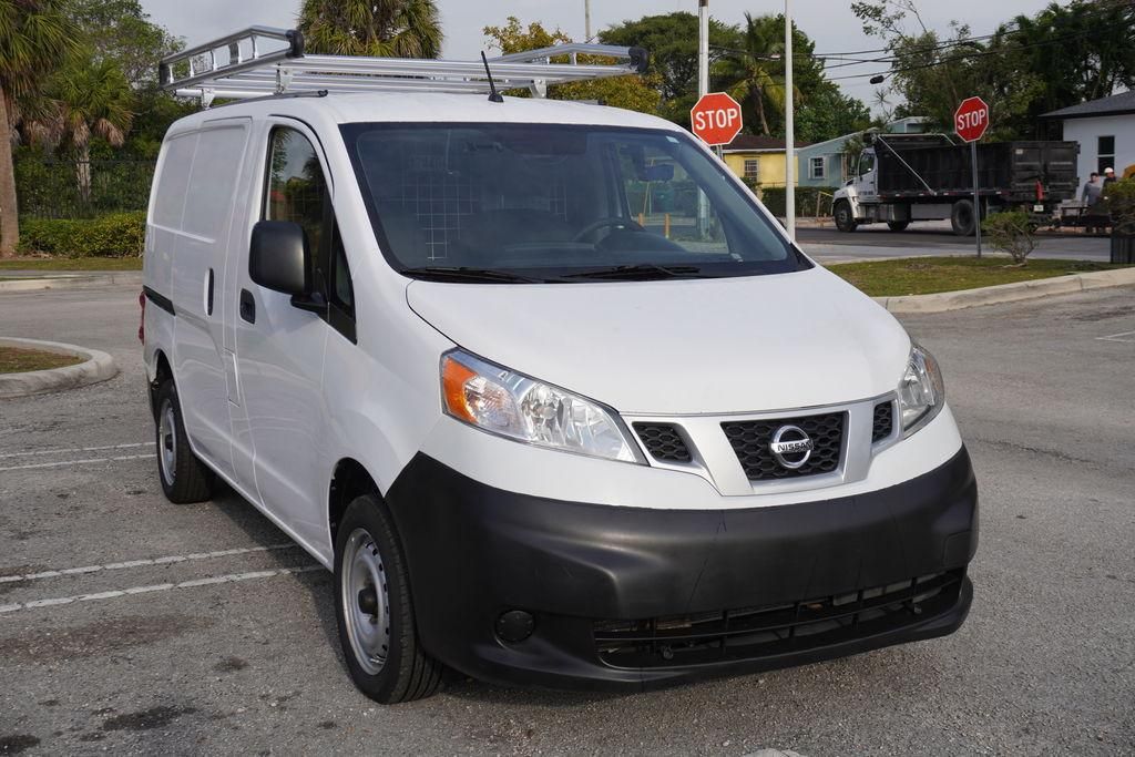 2017 Nissan Nv200