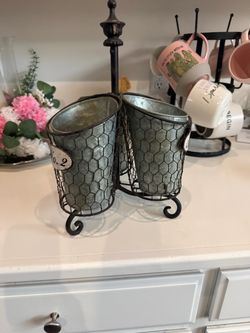 Galvanized metal wire mesh Utensil holder