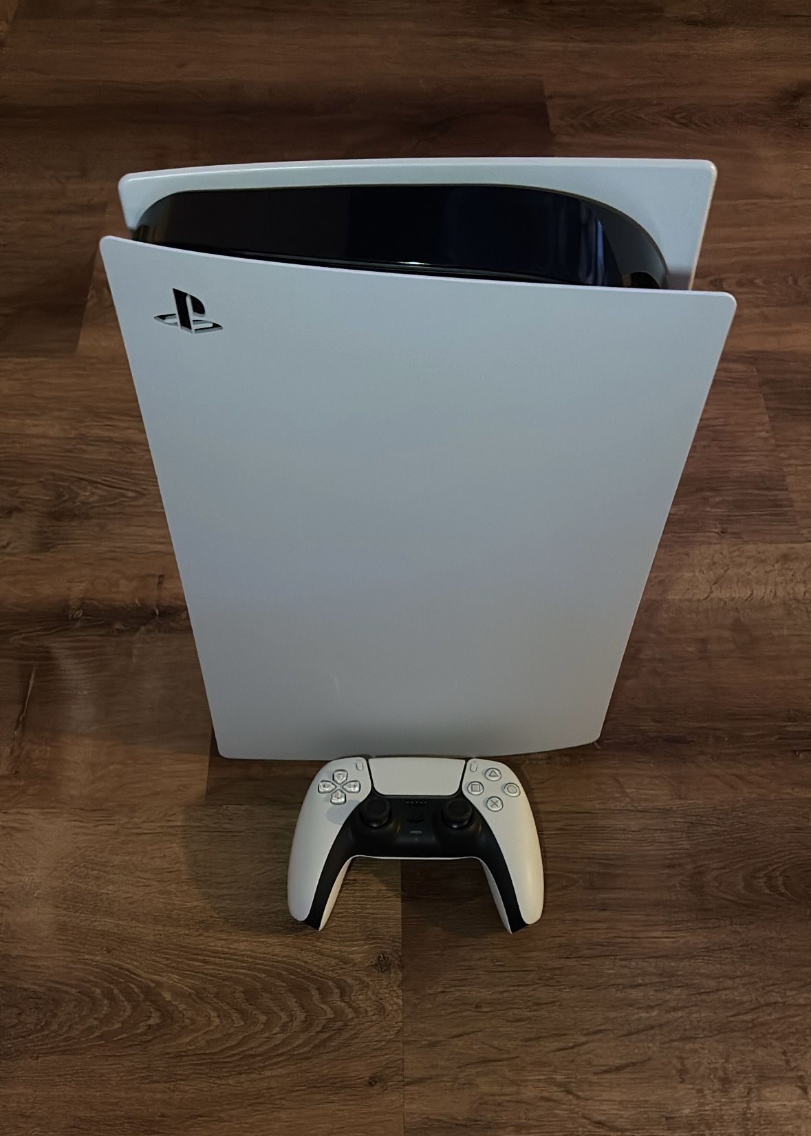 Playstation 5 (+2TB External Storage)