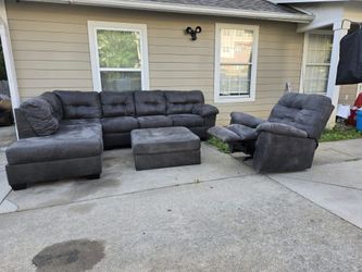 LEATHER SECTIONAL SET