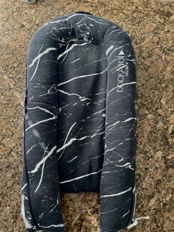 Black Marble Dock-A-Tot