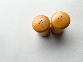 OU091226 Natural Brown Wooden Salt and Pepper Shaker Set