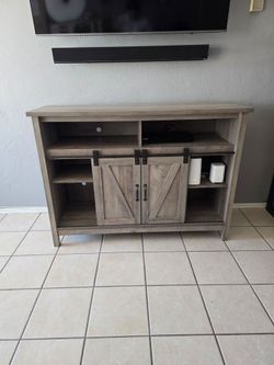 Modern Farmhouse Electric Fireplace & Sliding Barn Doors TV Stand for TVs up to 50″, Rustic Gray  Finish