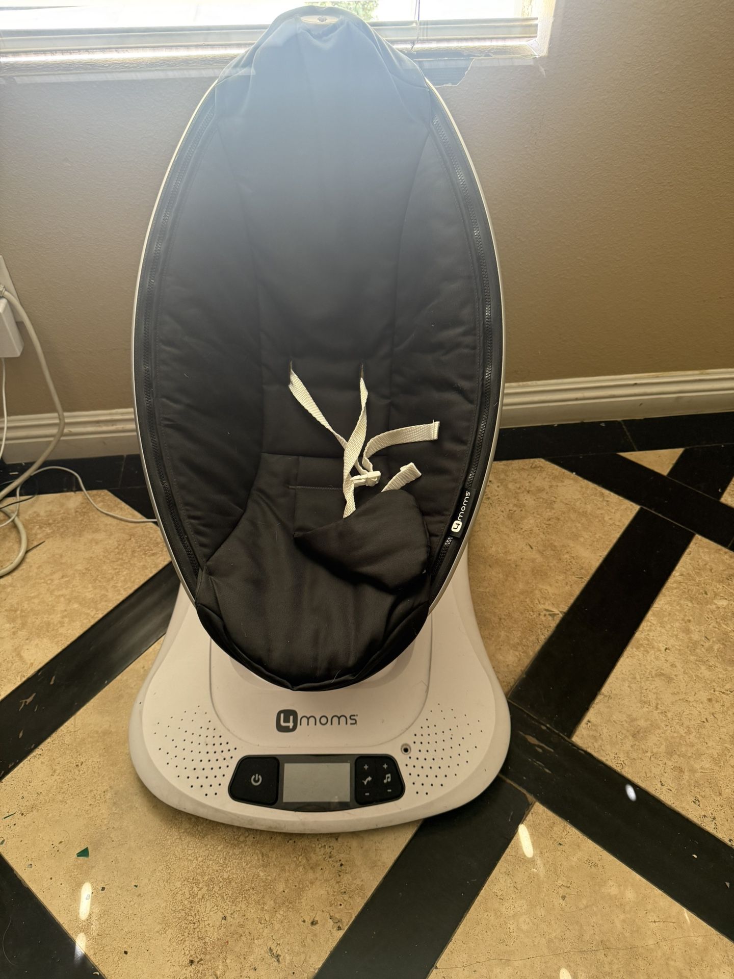 4moms MamaRoo Baby Swing 