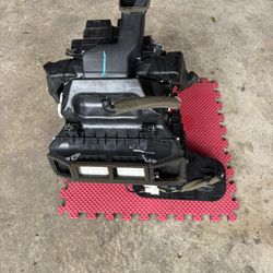 2017 Nissan Rogue HVAC (Heating, Ventilation, and Air Conditioning) Case Assembly