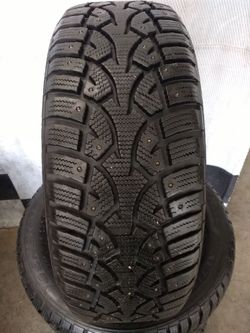 205/60r16 "Near Brand New" General Altimax Artic Winter studded snow tires
