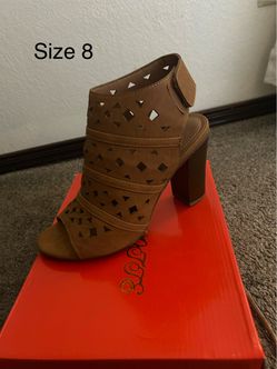Brown Cutout Block Heel Sandal Size 8