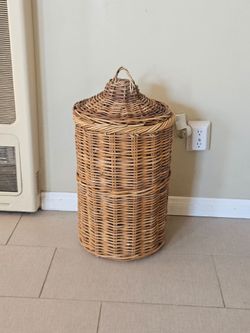 Wicker Hamper