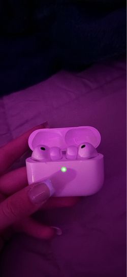 Apple AirPods Pro with Charging Case