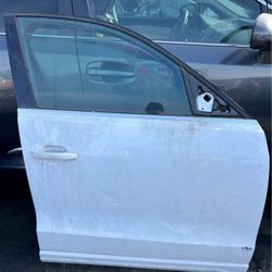 2010 Audi Q5 front doors