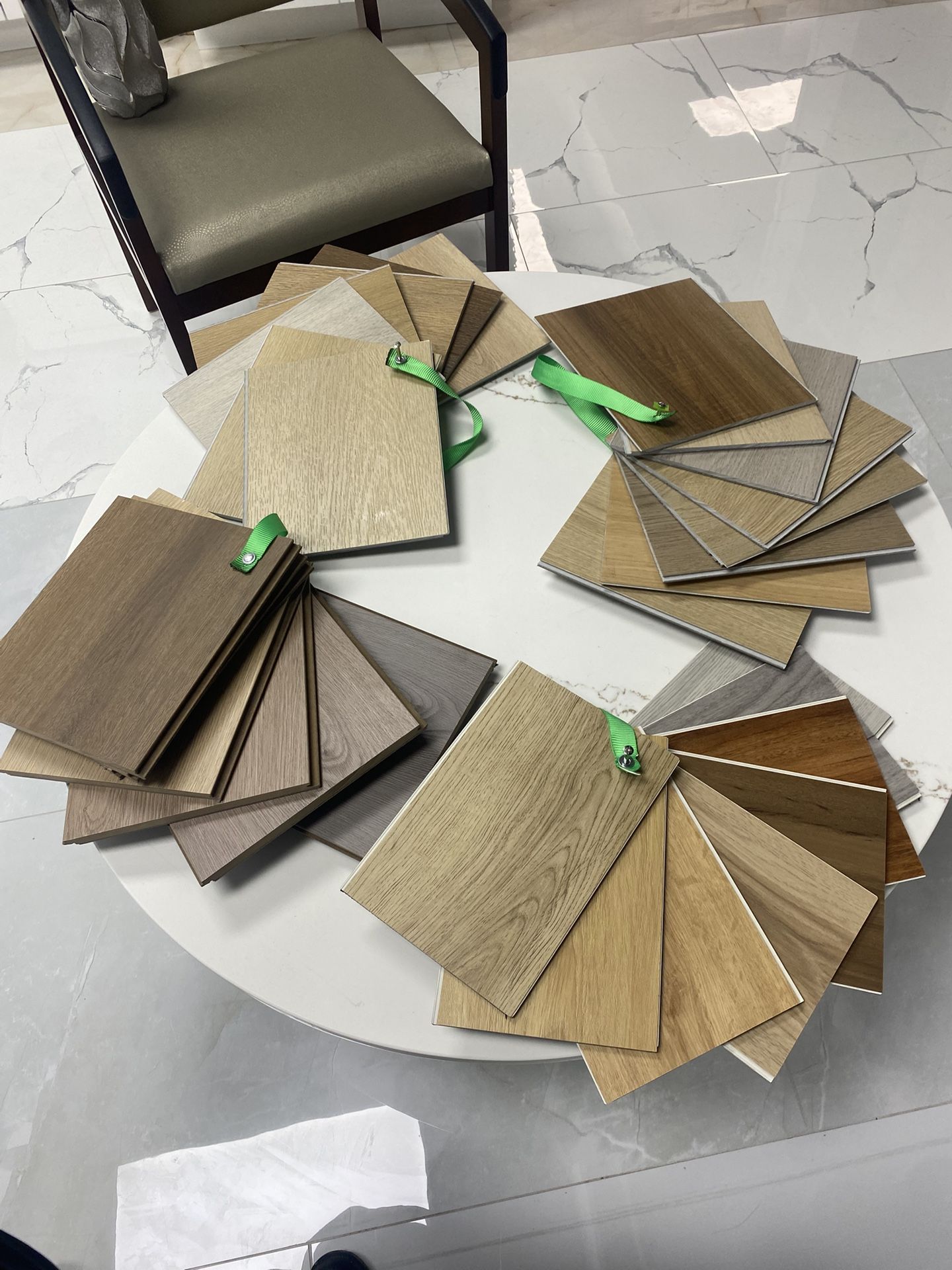 Flooring Laminate And Vinyl 5mm 6.5mm 7mm  8mm