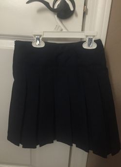 Uniform pleated skirt