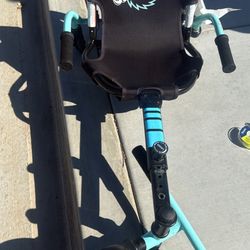 Crazy Shuffle Carr Scooter 