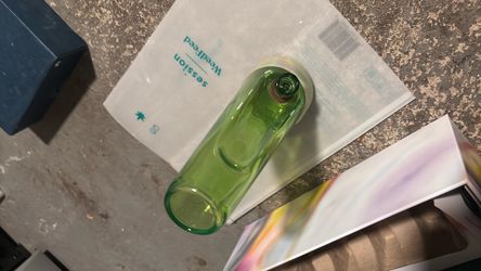 Glass vase