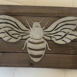 Metalwork Bee on Wood Sign/Wall Art ($20) - New with Tags!