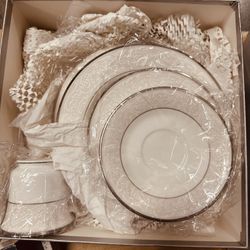 Noritake China Wedding Set New 