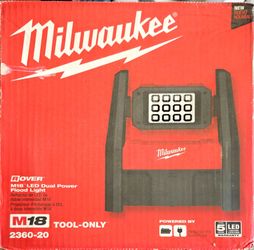 Milwaukee LED Flood Light