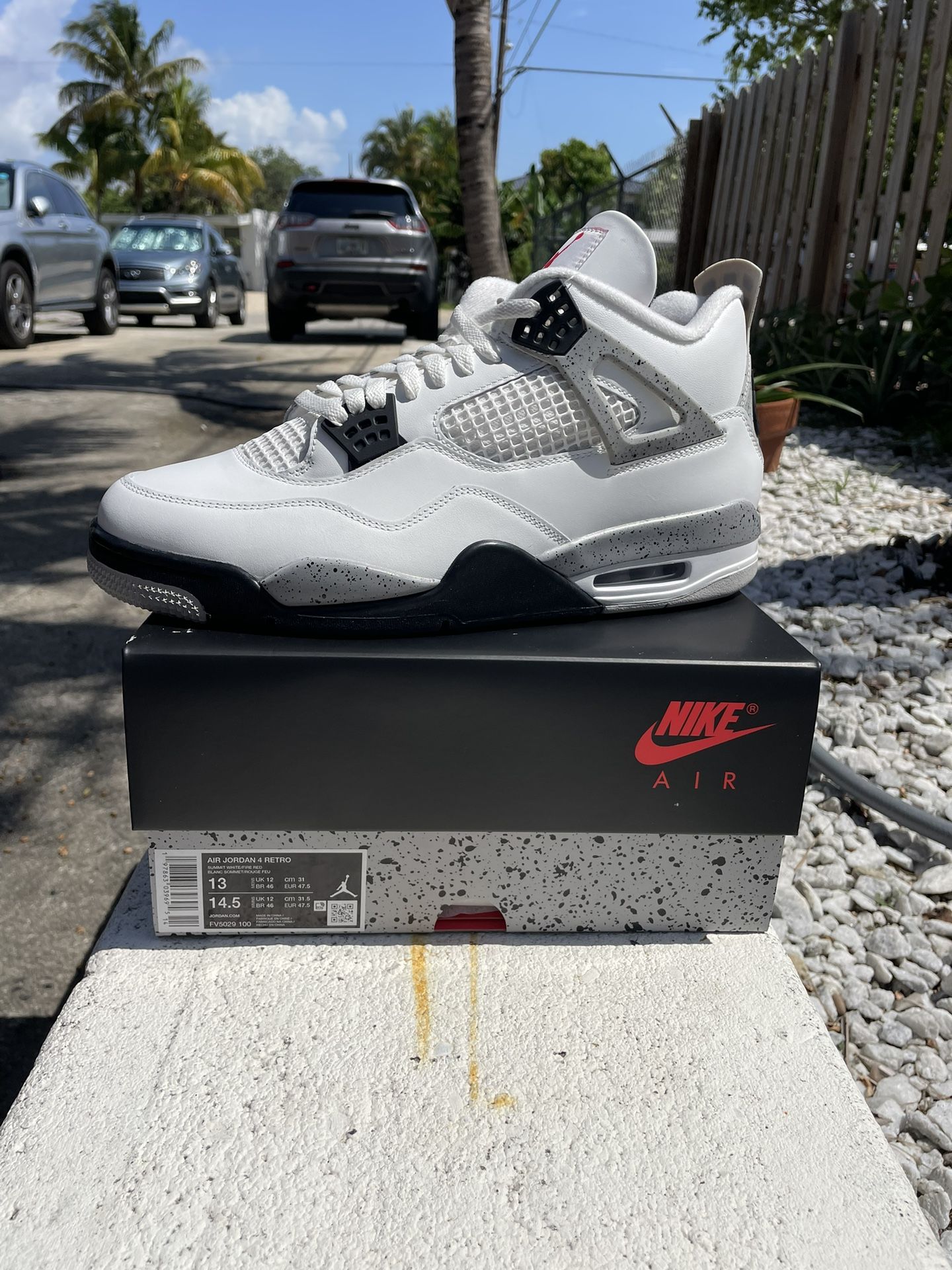 Jordan 4 White Cement