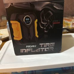 Portable tire inflator