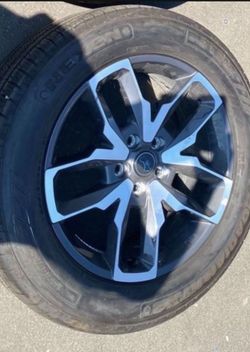 (1) Brand New 2024 Jeep Wrangler 20 Oem Wheel Rim Tire