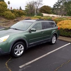2014 Subaru Outback Premium AWD Automatic Very Good Cond 135K