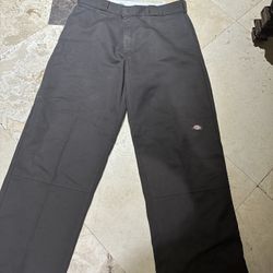 Brown Dickies Loose For