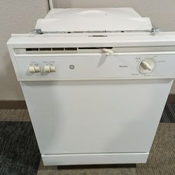 GE 24 In Wide White Dishwasher Delivery Warranty Installation Available
