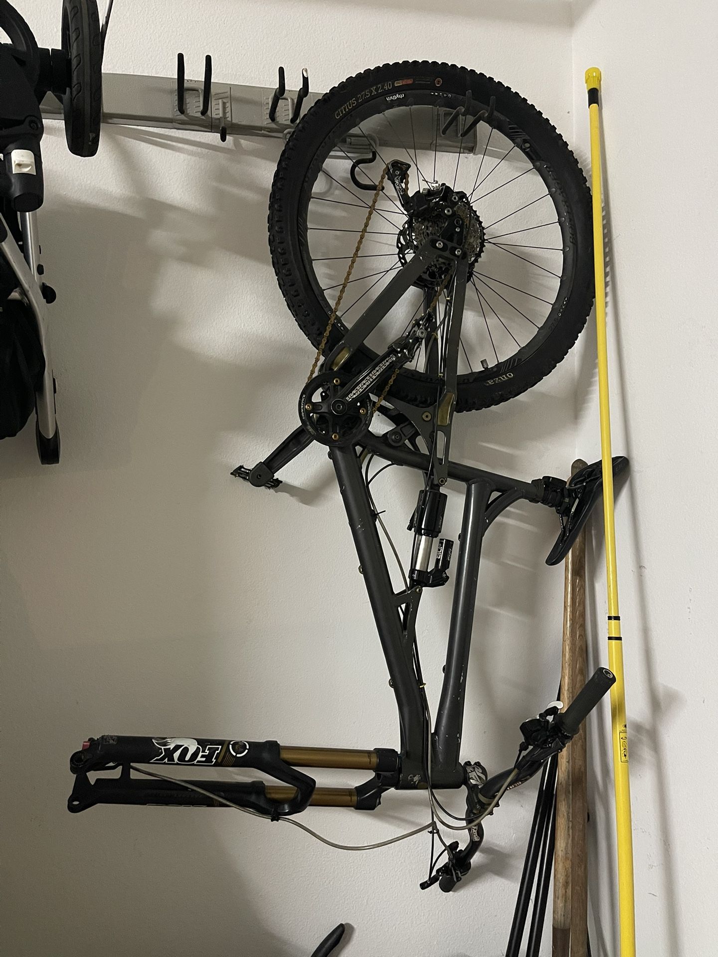 Trek Bike With Fox Suspension