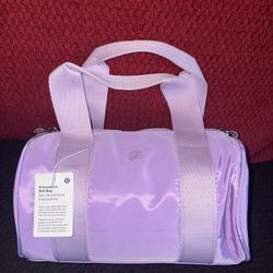 Lululemon Mini Duffle Bag 