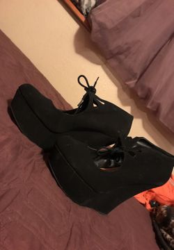 Size 10 black heels
