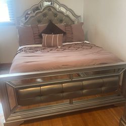 Queen size bed set  (mattress included)