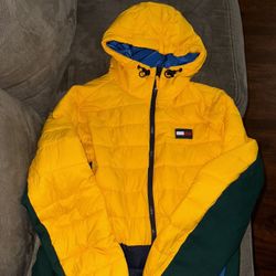 Men’s Tommy Hilfiger Hooded Puffer Jacket 