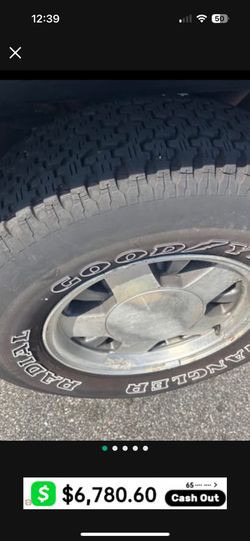 Chevy 5 lug wheels Goodyear tires are like brand new the tire size is 235/75r15 for all of them .Price is Firm! 