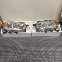 2012 Toyota 4 Runner Headlights 