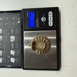 Vintage Round Teardrop Design 14K Yellow Gold Locket