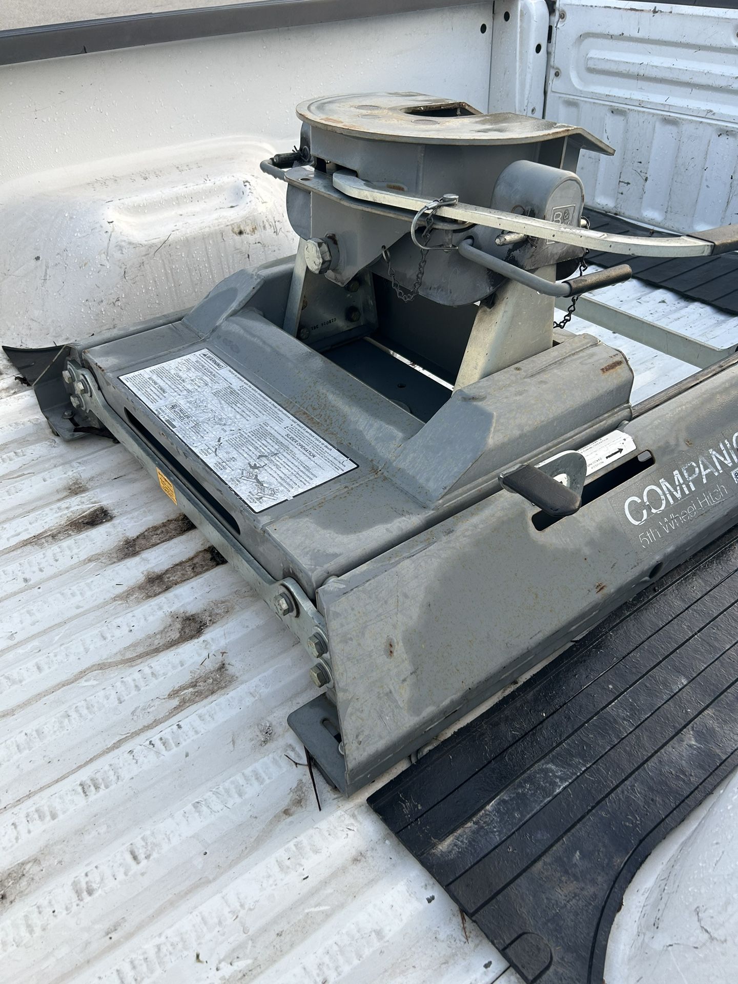 B&W 5th Wheel Slider Hitch for Sale in Buena Park, CA OfferUp