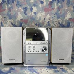 Panasonic SA-PM193 5-Disc CD MP3 Shelf Stereo System Tape Deck Radio Wood Tested