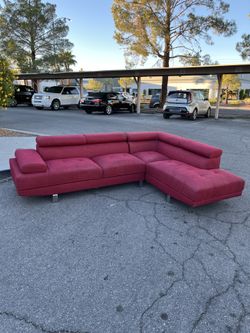 Red 2 Piece Sectional Sofa With Adjustable Headrest ( Can Deliver For $10 )