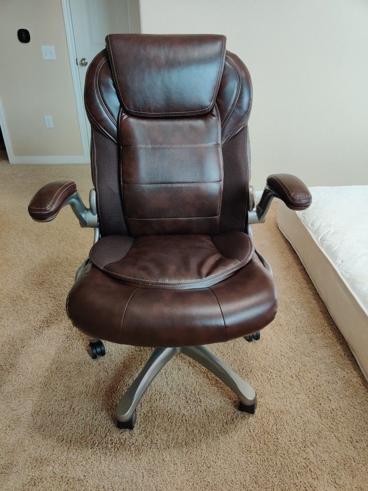 Amazoncommercial Ergonomic Highback Bonded Leather Chair 
