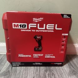 Milwaukee Impact Driver Kit 