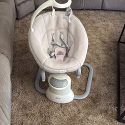 Graco Baby Swing