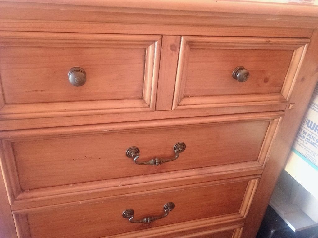 Dresser