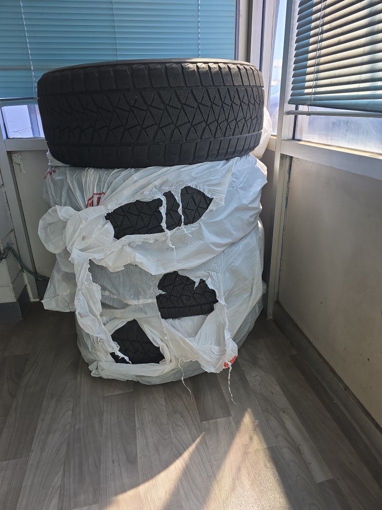 275/55/20